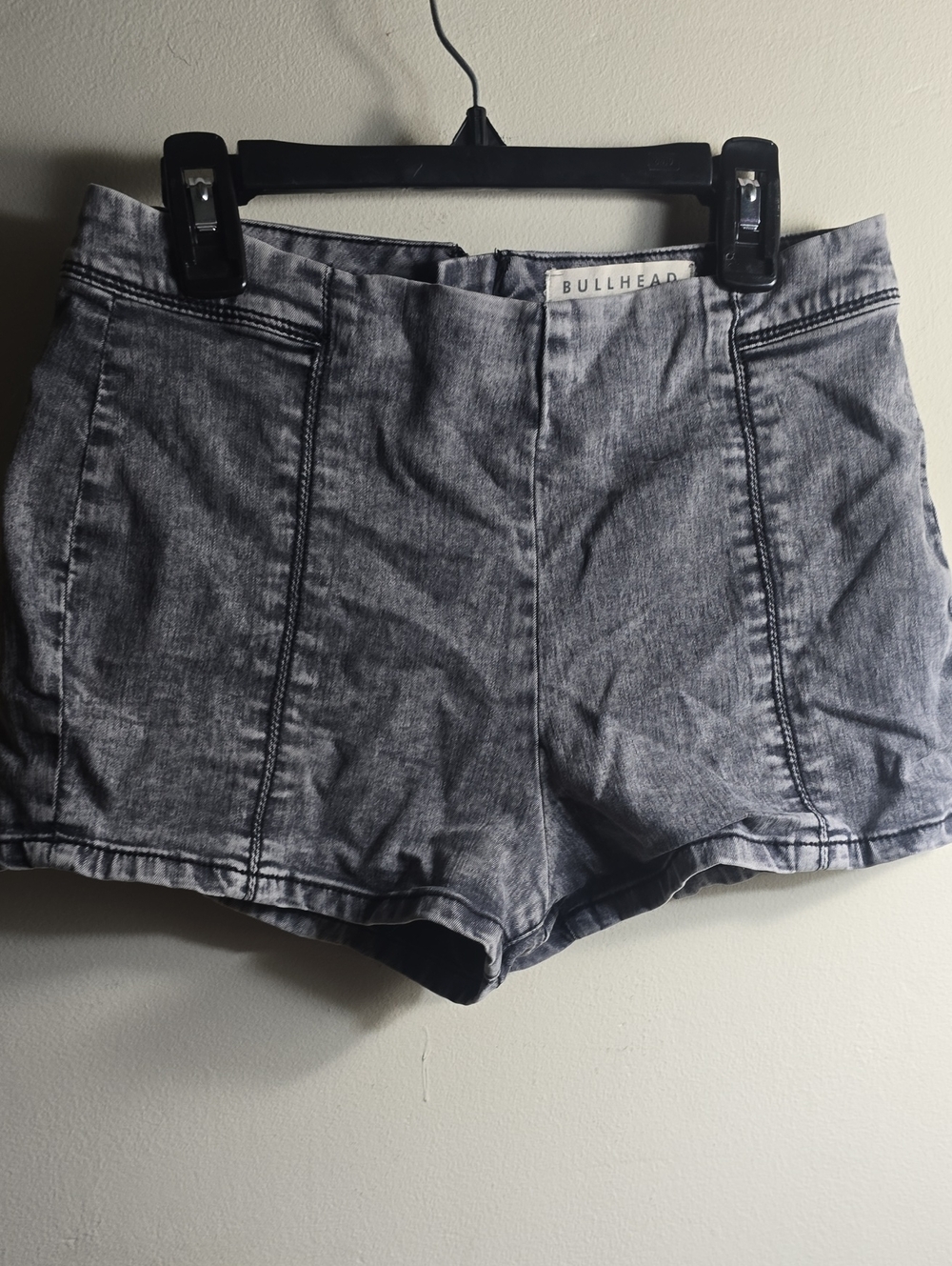 Bullhead Women's Gray Washed Denim-Style High Rise Shorts